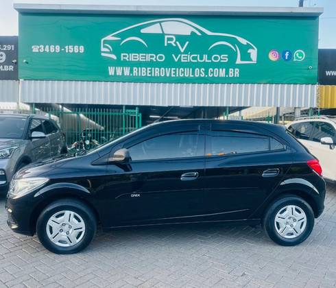 CHEVROLET ONIX 1.0 MPFI LT 8V FLEX 4P MANUAL